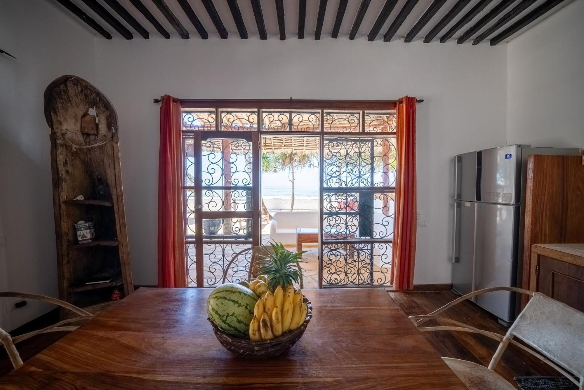 Beachfront Villa Hideaway Zanzibarhouses Kiwengwa  Dış mekan fotoğraf