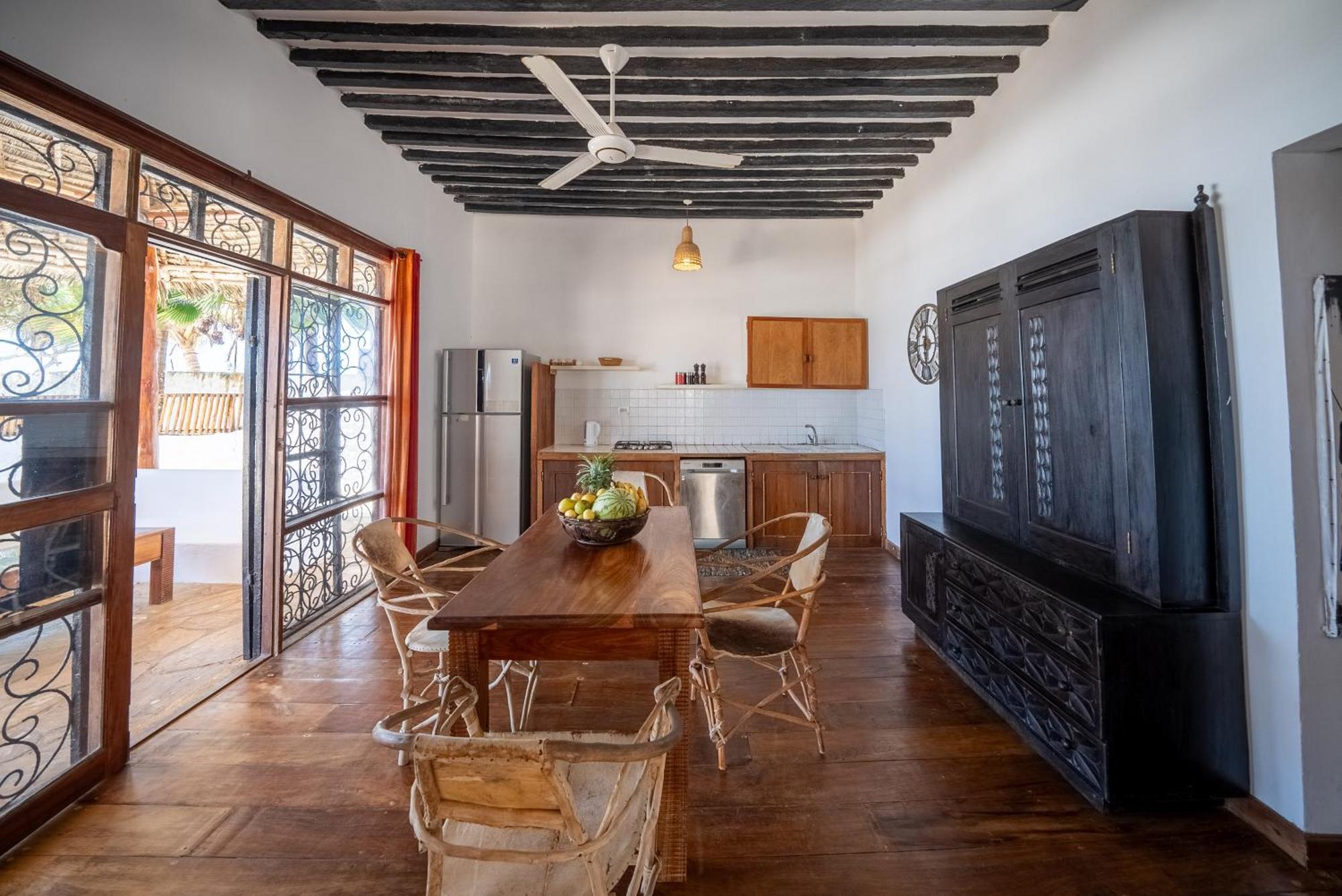 Beachfront Villa Hideaway Zanzibarhouses Kiwengwa  Dış mekan fotoğraf