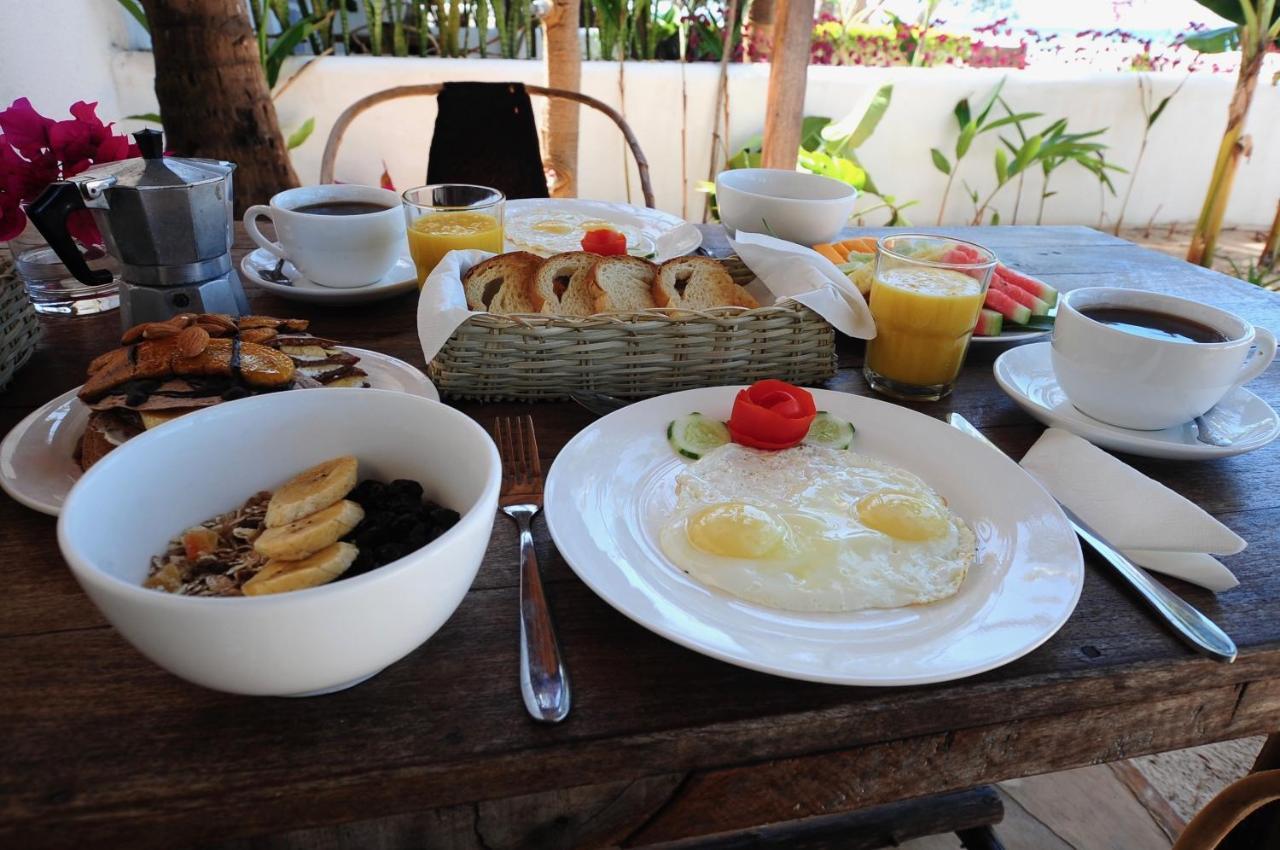 Beachfront Villa Hideaway Zanzibarhouses Kiwengwa  Dış mekan fotoğraf